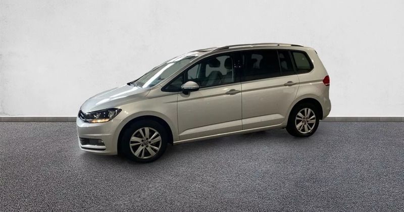 Usado 2021 VW Touran Advance Monovolumen | 21.640 € (Super precio) - Imagen 1/4