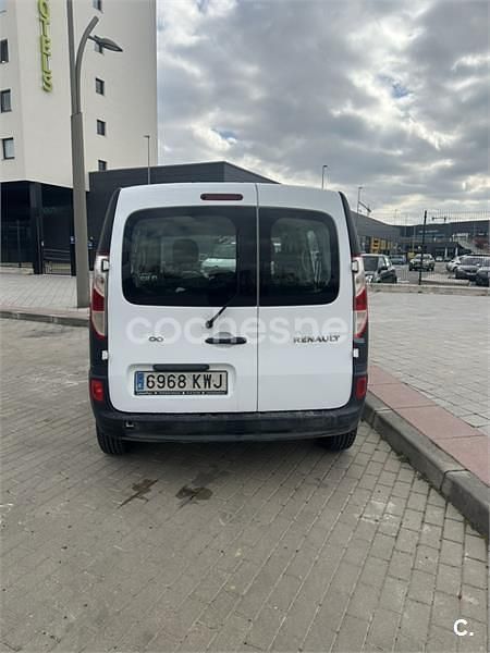 Usado Renault Kangoo 95 CV (69 kW) 2021 Blanco Monovolumen