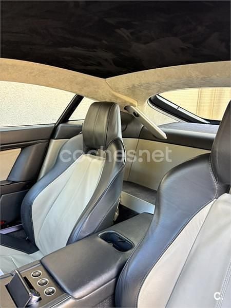 Usado Aston Martin Vantage 380 CV (279 kW) 2007 Gris / plata Coupe