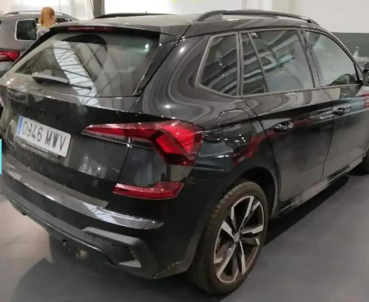 Usado Skoda Kamiq Monte Carlo 115 CV (84 kW) 2024 Negro SUV