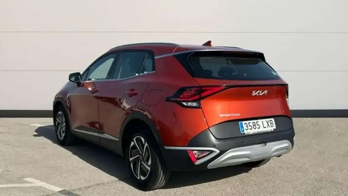 Usado Kia Sportage 152 CV (111 kW) 2022 Naranja SUV