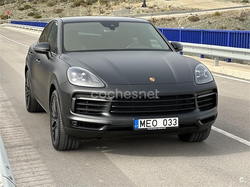 Usado Porsche Cayenne Coupe 462 CV (339 kW) 2020 Negro Coupe