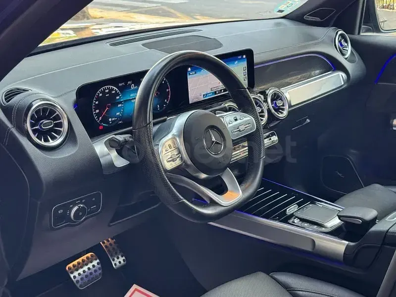 Usado Mercedes GLB220 190 CV (139 kW) 2022 Azul SUV