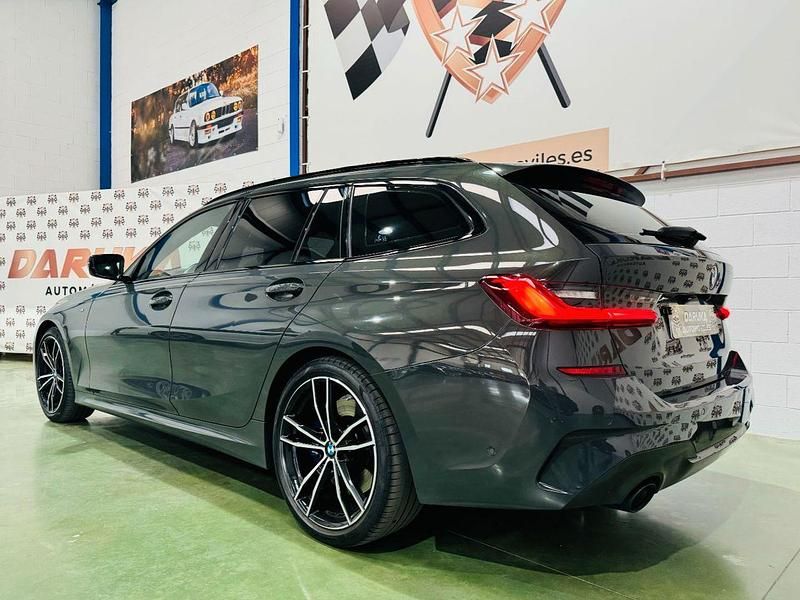 Usado BMW 330 Comfort Edition 265 CV (194 kW) 2020 Gris Familiar