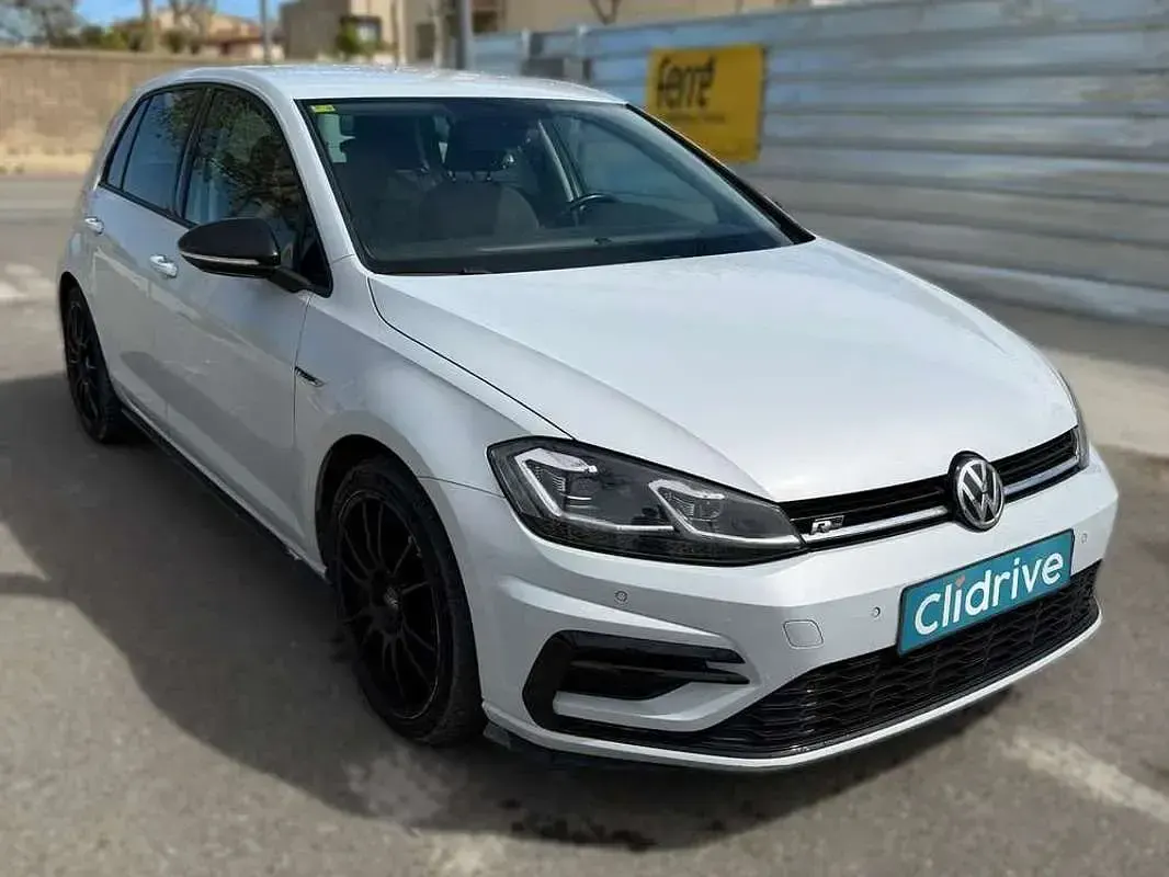 Usado VW Golf VII Sport 150 CV (110 kW) 2018 Gris Familiar