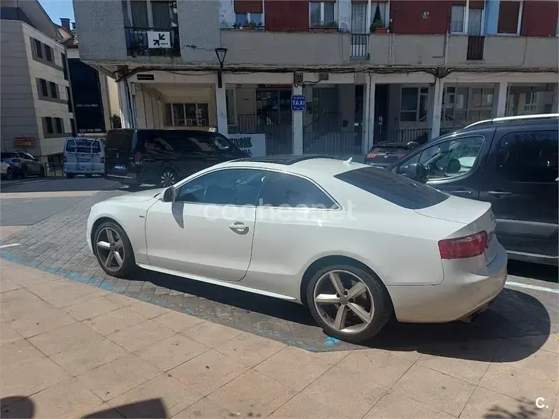 Usado Audi A5 245 CV (180 kW) 2010 Blanco Coupe