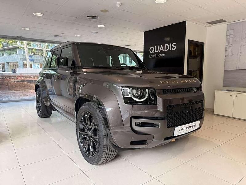 Gris Nuevo 2025 Land Rover Defender SUV | 197.990 € - Imagen 1/4