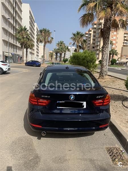 Usado BMW 318 Gran Turismo 143 CV (105 kW) 2016 Azul Berlina