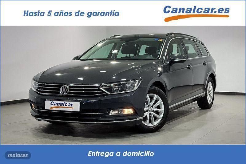 Usado VW Passat Sportline 190 CV (139 kW) 2018 Gris Familiar