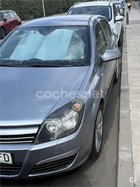 Azul Usado 2004 Opel Astra Elegance Berlina | 2400 € (Precio justo) - Imagen 1/3