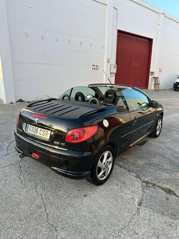 Usado Peugeot 206 109 CV (80 kW) 2004 Negro Utilitario
