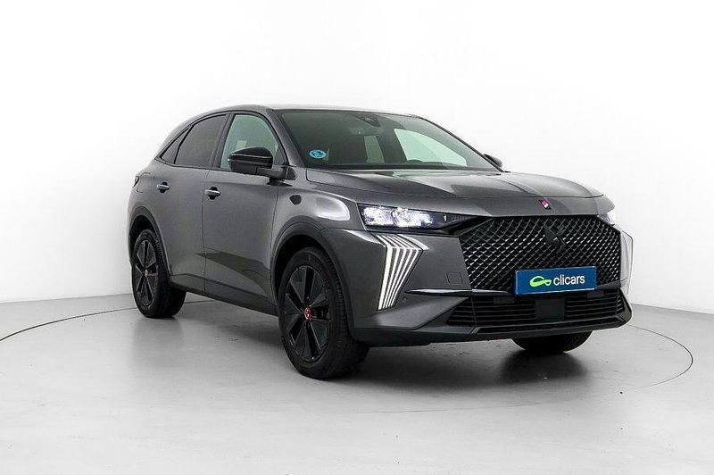 Usado DS Automobiles DS7 Crossback Performance 130 CV (95 kW) 2023 Gris / plata SUV