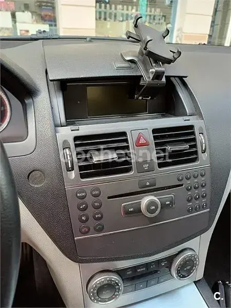 Usado Mercedes C220 Avantgarde 170 CV (125 kW) 2010 Negro Berlina