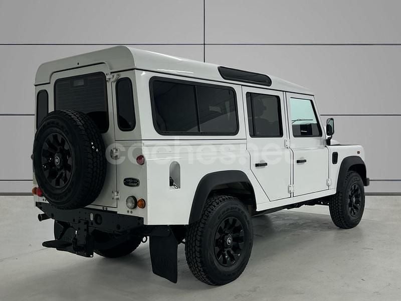 Usado Land Rover Defender 122 CV (89 kW) 2016 Blanco Familiar