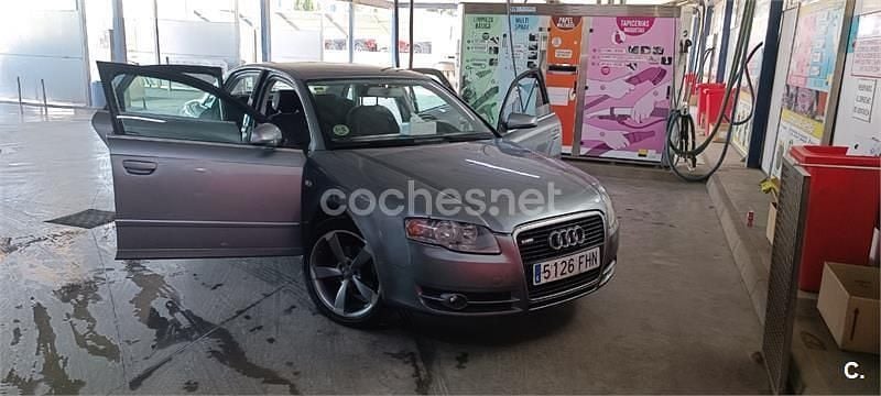Gris / plata Usado 2006 Audi A4 Berlina | 4200 € (Precio justo) - Imagen 1/4