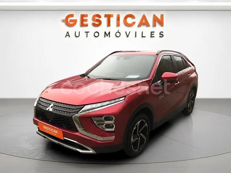 Usado Mitsubishi Eclipse Cross 188 CV (138 kW) 2022 Rojo SUV