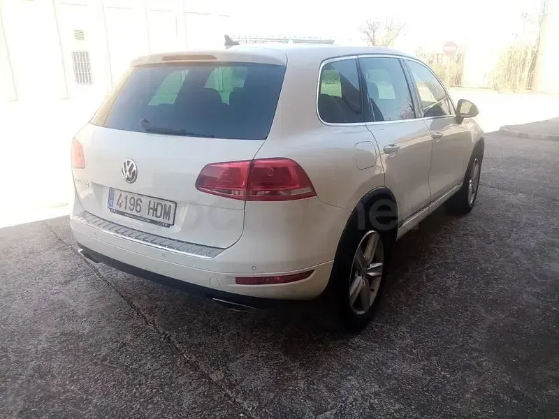 Usado VW Touareg 245 CV (180 kW) 2012 Blanco SUV