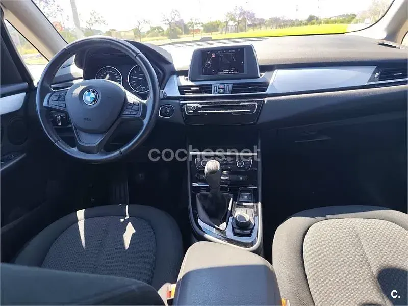 Usado BMW 218 136 CV (100 kW) 2017 Negro Familiar