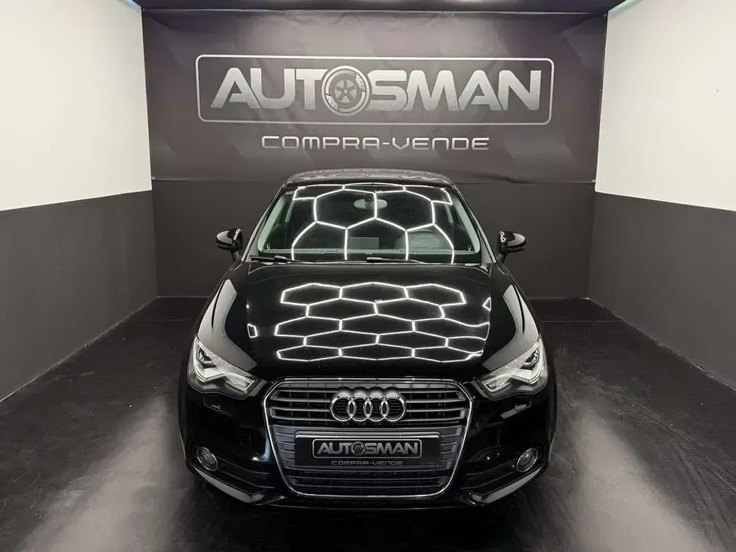 Usado Audi A1 Ambition 143 CV (105 kW) 2013 Negro Utilitario
