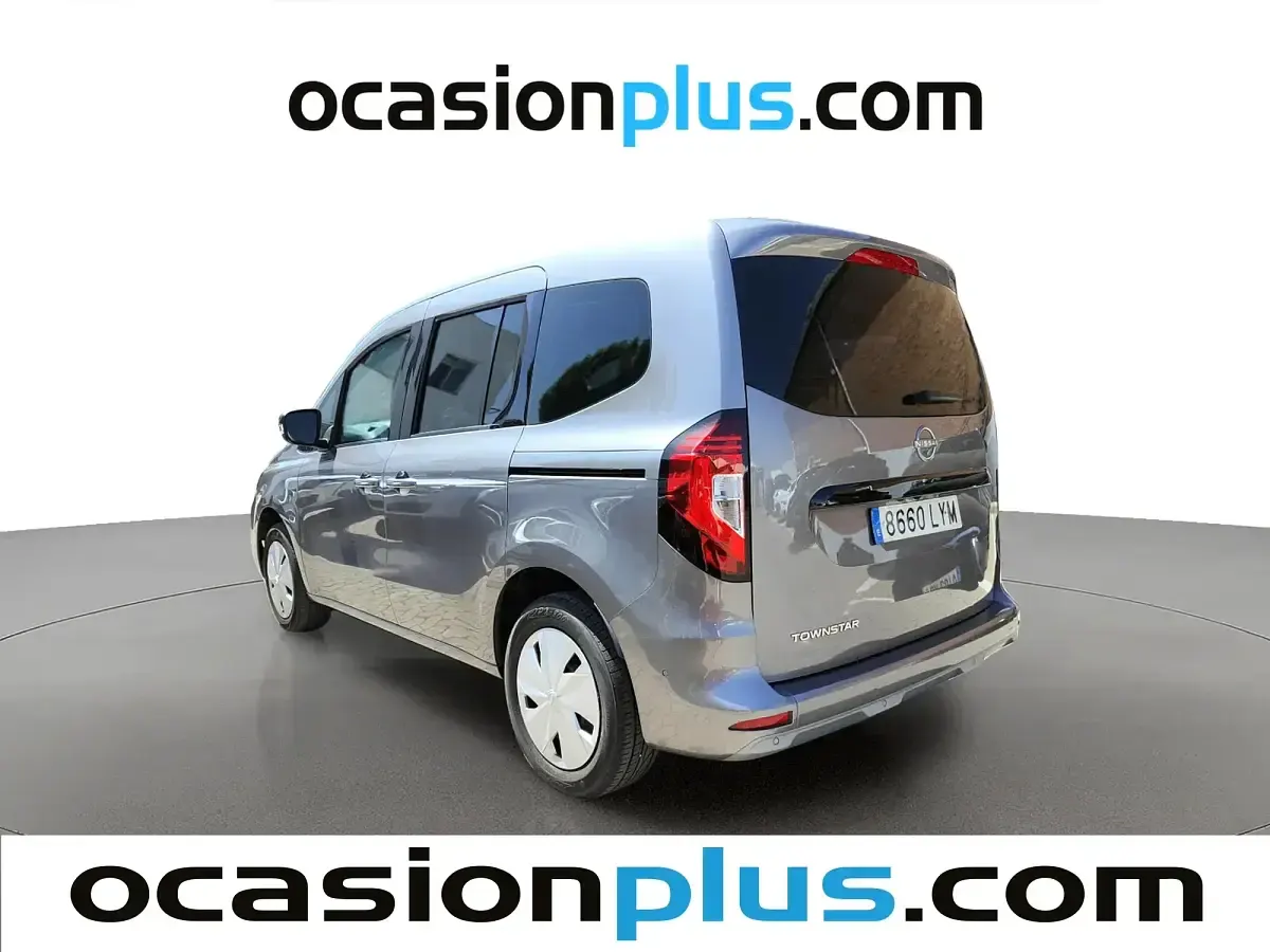 Usado Nissan Townstar N-Connecta 130 CV (95 kW) 2022 Gris Monovolumen