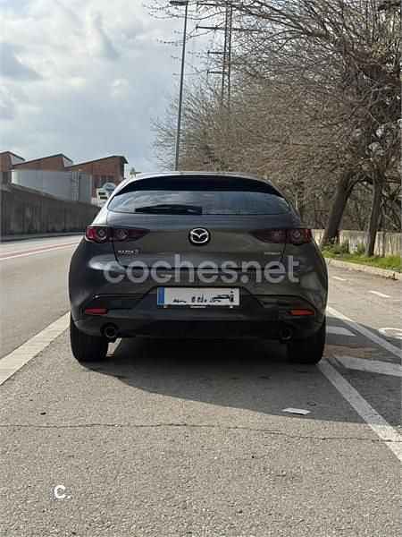 Usado Mazda 3 122 CV (89 kW) 2020 Gris / plata Berlina
