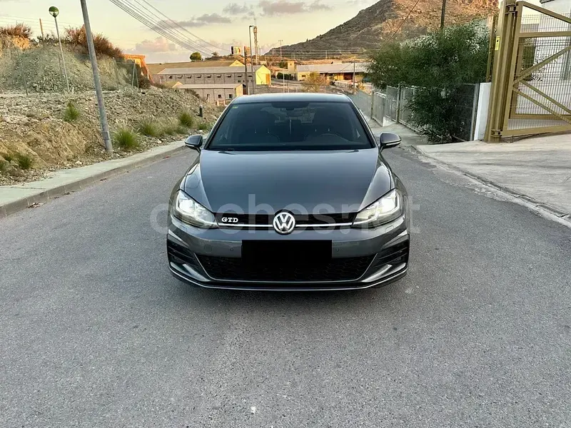 Usado VW Golf VII GTD 184 CV (135 kW) 2019 Gris / plata Berlina