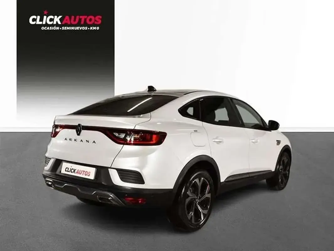Usado Renault Arkana RS Line 160 CV (117 kW) 2023 Blanco SUV