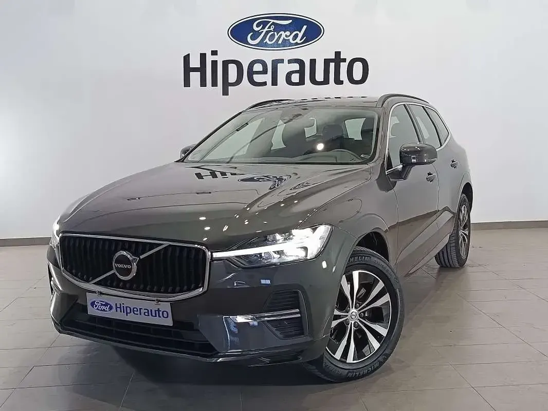 Usado Volvo XC60 Plus 200 CV (147 kW) 2022 Beige SUV