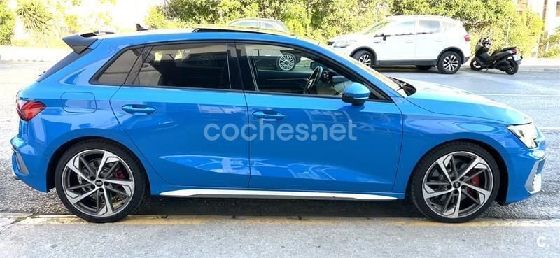 Usado Audi A3 310 CV (228 kW) 2021 Azul Berlina