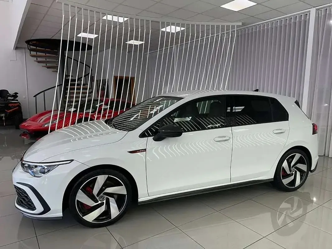 Usado VW Golf VIII GTI 245 HP (180 kW) 2022 Branco Citadino
