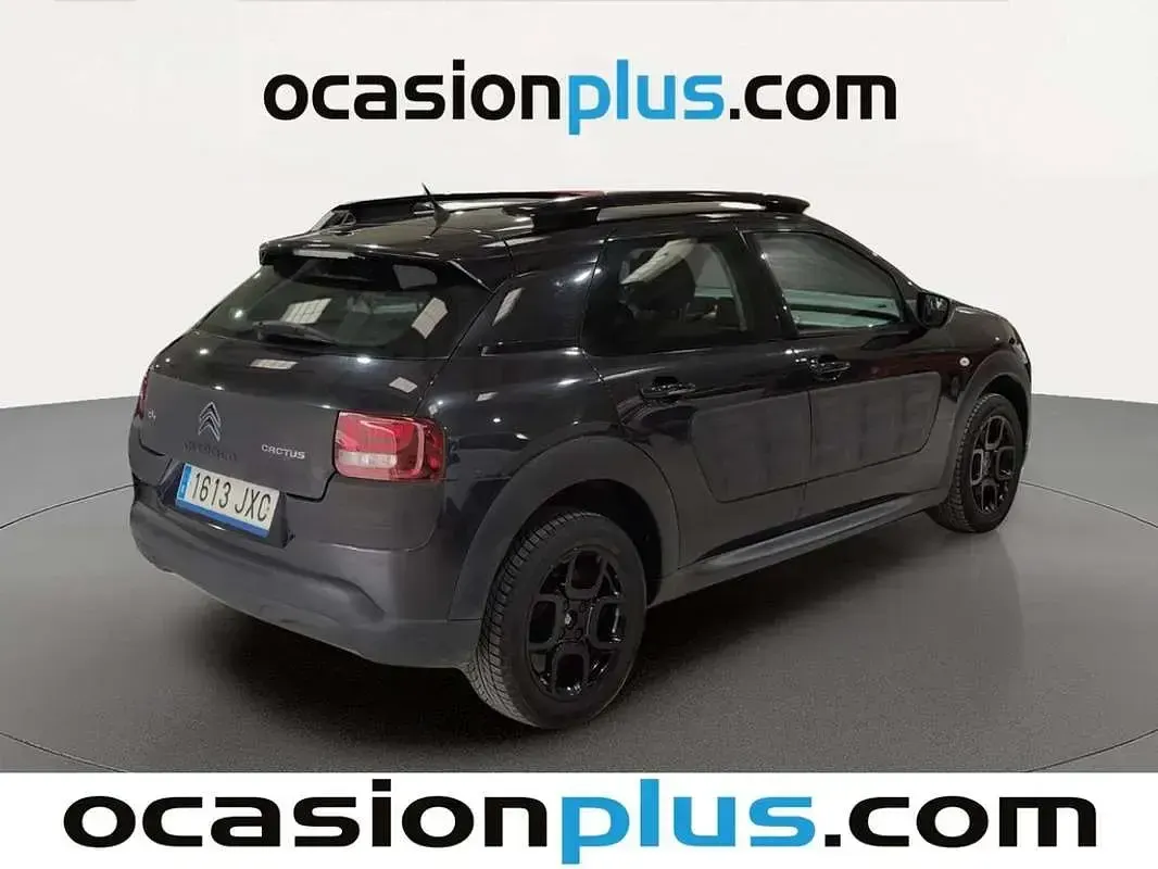 Usado Citroën C4 Cactus Feel 110 CV (80 kW) 2017 Negro Utilitario