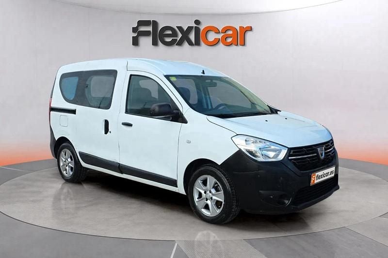 Usado Dacia Dokker Essentiel 95 CV (69 kW) 2020 Blanco Monovolumen