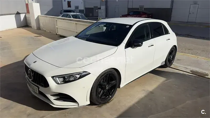 Usado Mercedes A180 136 CV (100 kW) 2022 Blanco Berlina