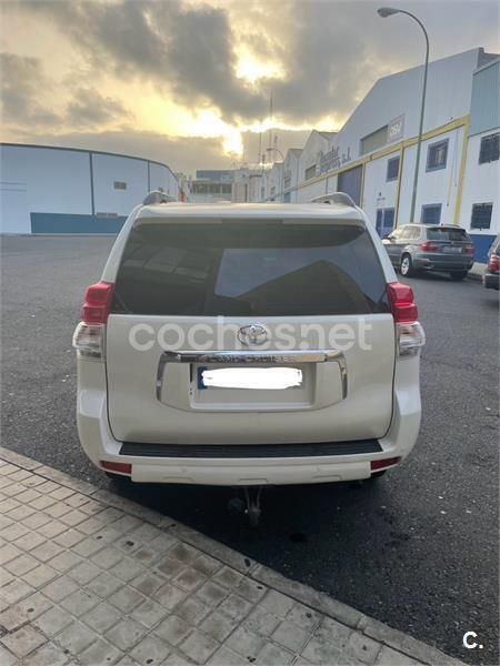 Usado Toyota Land Cruiser 190 CV (139 kW) 2011 Blanco SUV