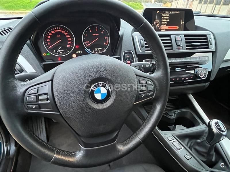 Używany BMW 118 150 KM (110 kW) 2016 Niebieski Hatchback
