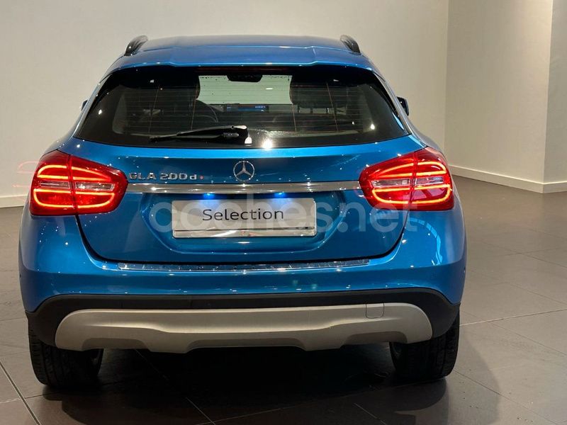 Usado Mercedes GLA200 Style 136 CV (100 kW) 2016 Azul SUV
