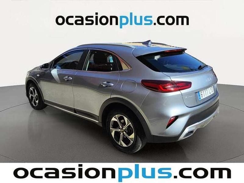 Usado Kia XCeed 120 CV (88 kW) 2022 Gris SUV