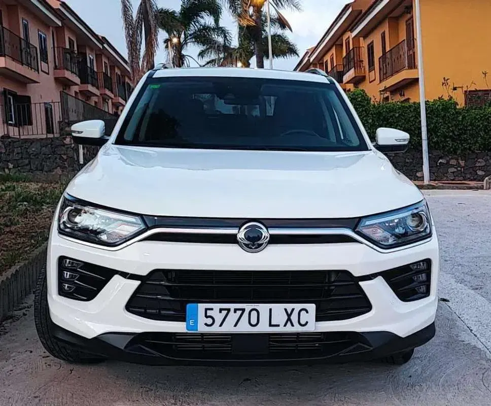 Usado SsangYong Korando 148 CV (108 kW) 2022 Blanco SUV