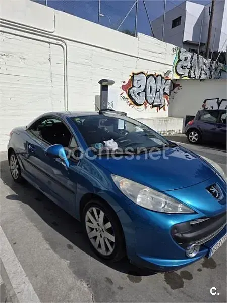 Usado Peugeot 207 CC 120 CV (88 kW) 2007 Azul Descapotable