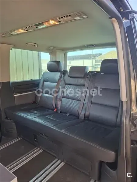 Usado VW Multivan Highline 180 CV (132 kW) 2012 Negro Monovolumen
