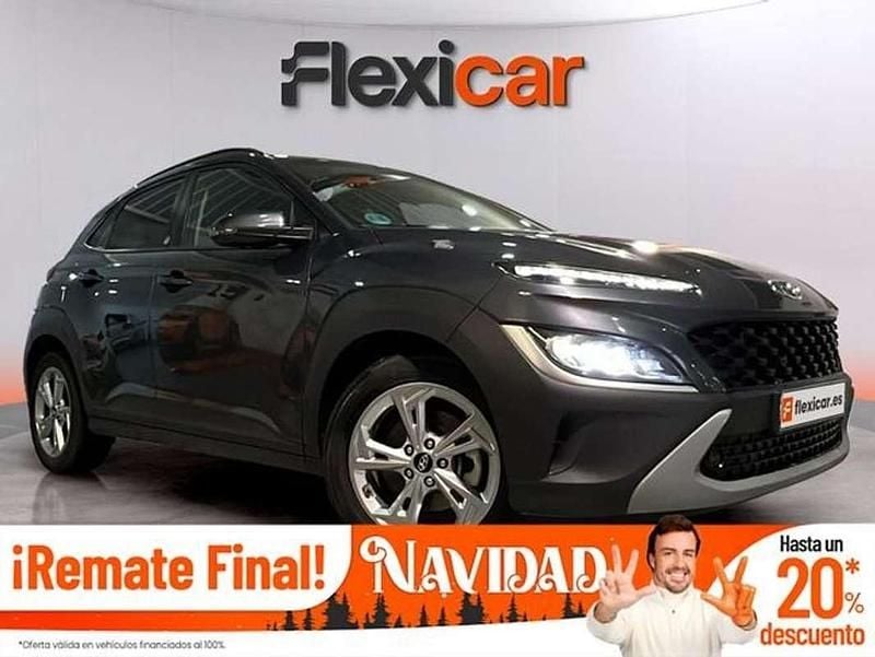 Usado Hyundai Kona 120 CV (88 kW) 2022 Gris SUV