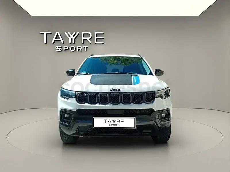 Usado Jeep Compass Trailhawk 241 CV (177 kW) 2022 Blanco SUV