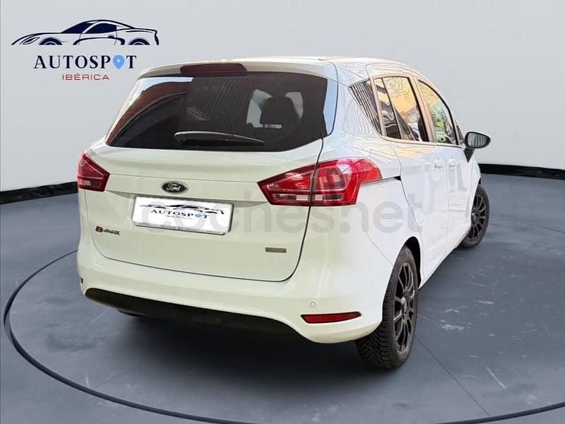 Usado Ford B-MAX Trend 100 CV (73 kW) 2014 Blanco Monovolumen