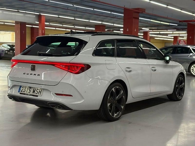 Usado Cupra Leon 150 CV (110 kW) 2024 Blanco Familiar