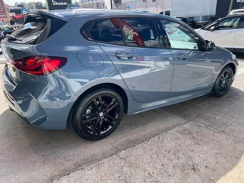 Usado BMW 116 M Sport 136 CV (100 kW) 2023 Gris Utilitario