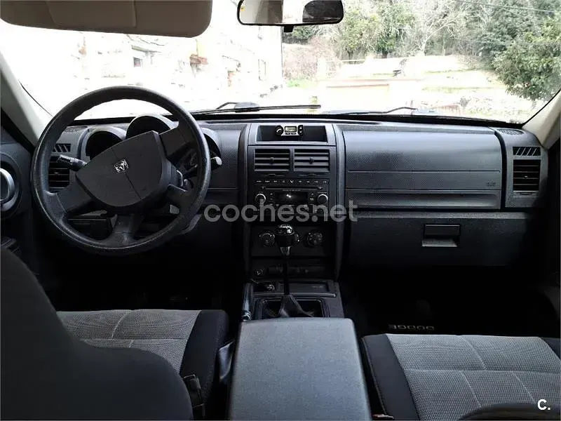 Usado Dodge Nitro 177 CV (130 kW) 2007 Negro SUV