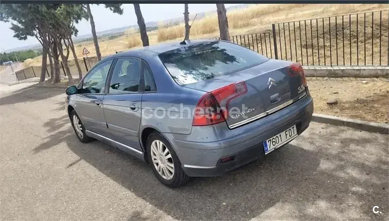 Usado Citroën C5 110 CV (80 kW) 2006 Gris / plata Berlina