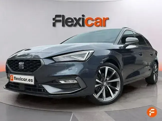 Usado Seat Leon FR 150 CV (110 kW) 2024 Gris Familiar