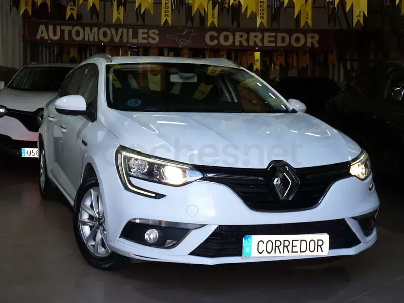 Usado Renault Mégane GrandTour 90 CV (66 kW) 2018 Blanco Familiar