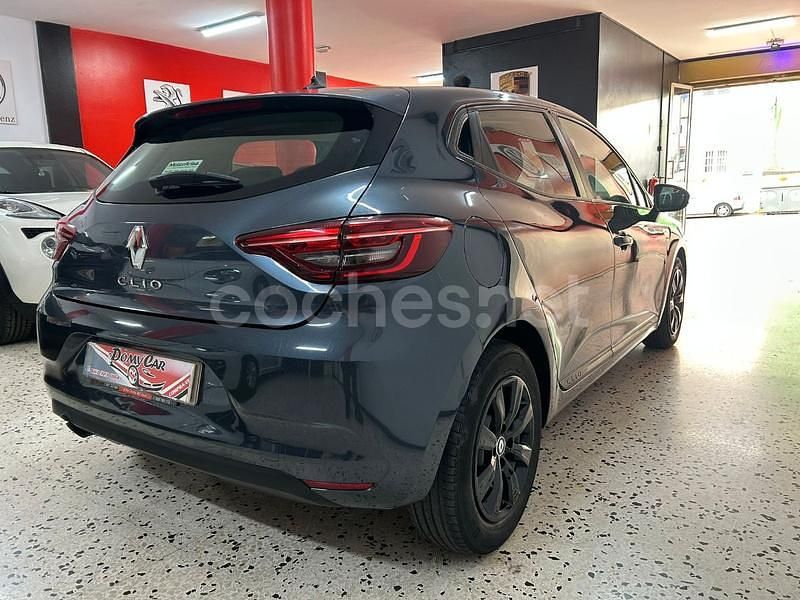 Usado Renault Clio V Business 90 CV (66 kW) 2021 Gris / plata Berlina